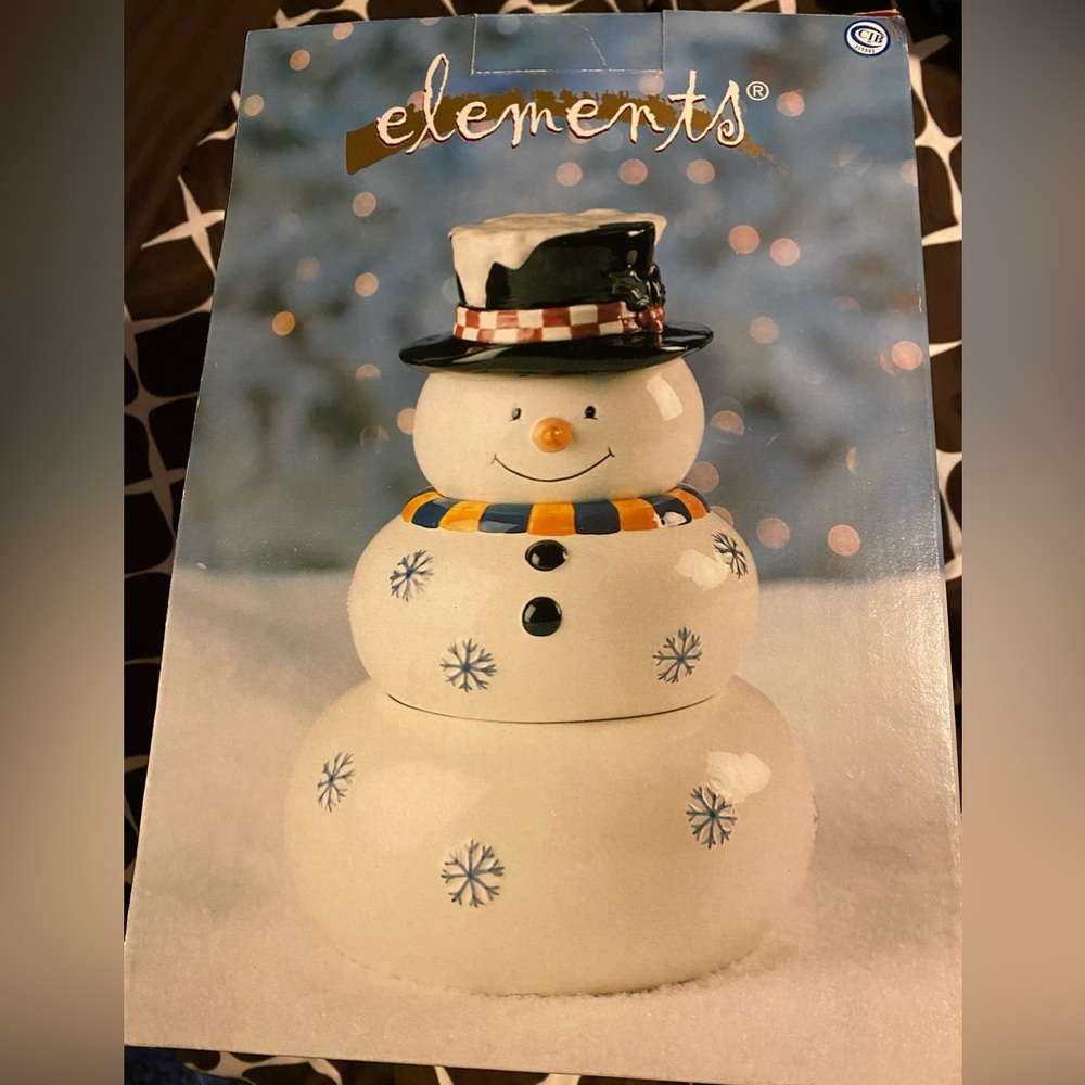 Snowman ⛄️ stackable snack set!